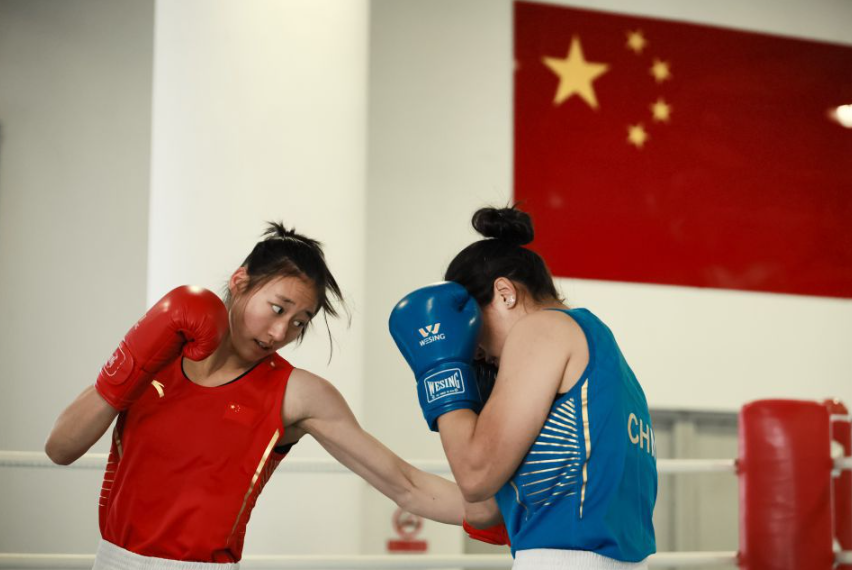 体验九游娱乐app的独特社交平台